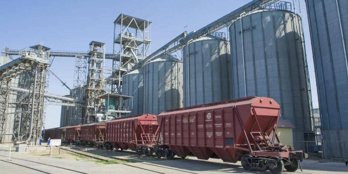 Экспорт казахстанского зерна нового урожая достиг 7,6 миллиона тонн