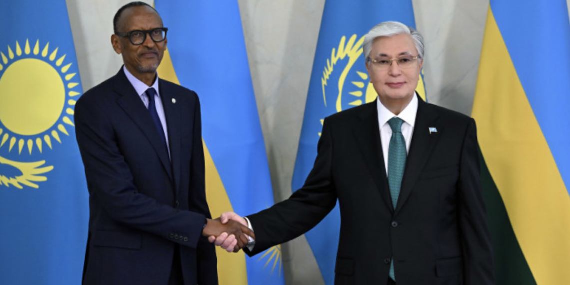 Токаев провел переговоры с президентом Руанды Полем Кагаме