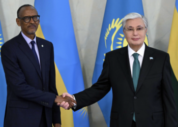 Токаев провел переговоры с президентом Руанды Полем Кагаме