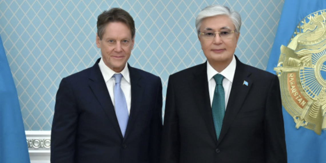 Касым-Жомарт Токаев принял исполнительного сопредседателя совета директоров Ivanhoe Mines Ltd.