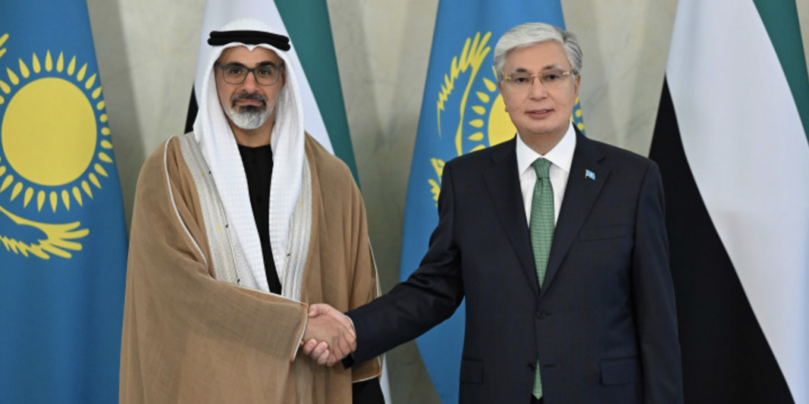 Президент Казахстана провел переговоры с Наследным принцем Абу-Даби