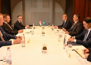 Министр иностранных дел Казахстана провел ряд встреч с ведущими венгерскими компаниями