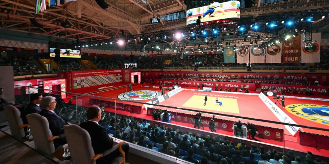 Глава государства посетил турнир по дзюдо Qazaqstan Barysy Grand Slam