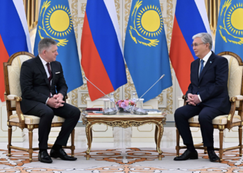 Касым-Жомарт Токаев провел переговоры с премьер-министром Словакии