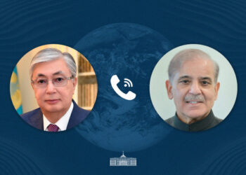 Токаев провел телефонный разговор с премьер-министром Пакистана