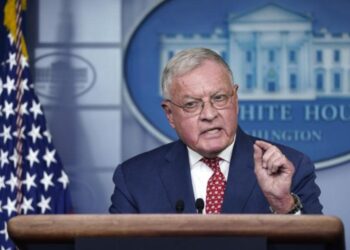 Спецпосланник президента США Келлог: атака Киева на российские аэродромы повышает риск эскалации