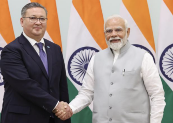 Глава МИД Казахстана принял участие в коллективной встрече с премьер-министром Индии