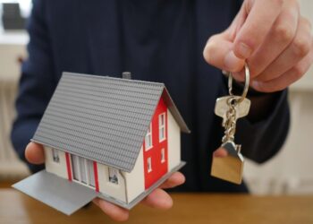 Снижение потолка ипотечной ставки до 20% в РК отложат до ноября