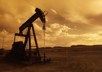 Казахстан готов увеличить экспорт нефти в Китай через Россию — министр энергетики