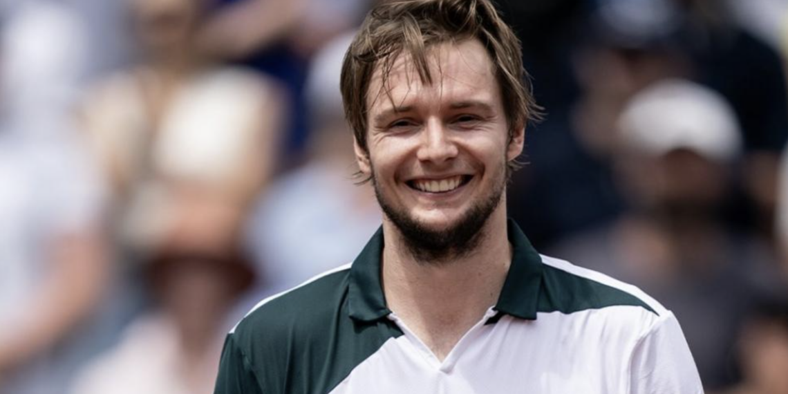Первая ракетка Казахстана Александр Бублик стал чемпионом турнира в Швейцарии