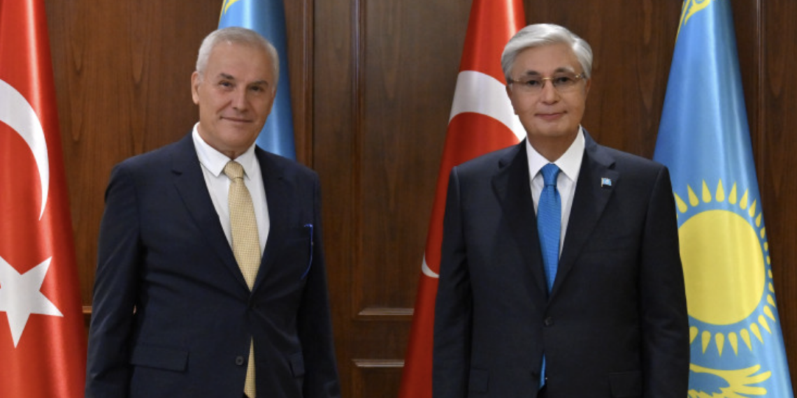 Токаев принял председателя совета директоров компании S Sistem Lojistik