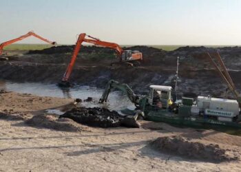 В Туркестанской области началась механизированная очистка «Машканала»