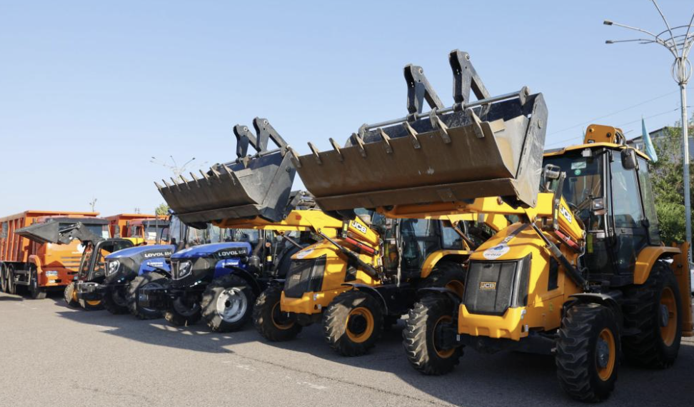 Жамбылскому филиалу РГП «Казводхоз» вручены ключи от новой спецтехники