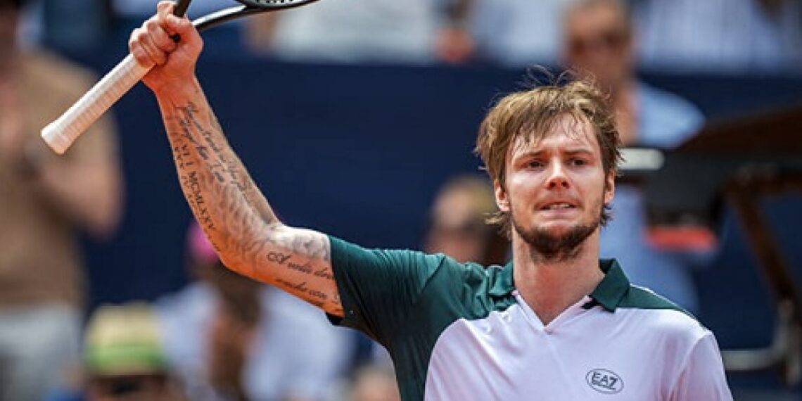 Лучший теннисист Казахстана успешно стартовал на US Open