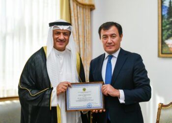 В МИД РК приняли посла Кувейта по случаю завершения его дипмиссии