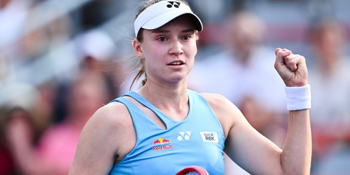 Теннисистка Елена Рыбакина вышла в полуфинал турнира в Монреале