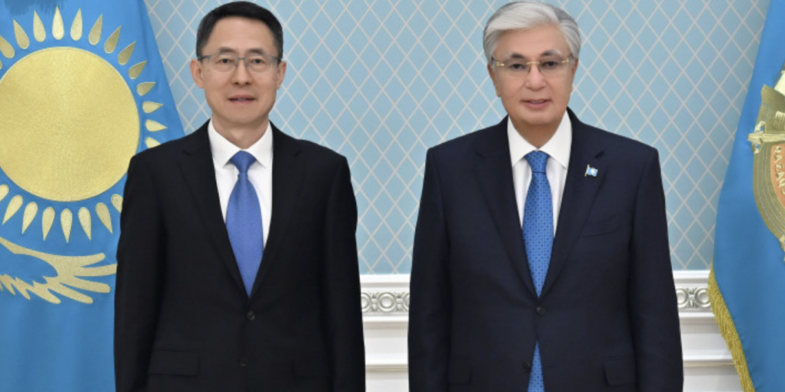 Касым-Жомарт Токаев провел встречу с послом Китая в Казахстане