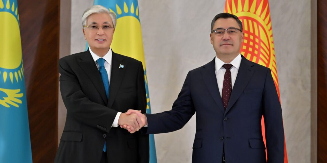 Касым-Жомарт Токаев и Садыр Жапаров провели переговоры