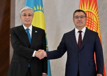 Касым-Жомарт Токаев и Садыр Жапаров провели переговоры