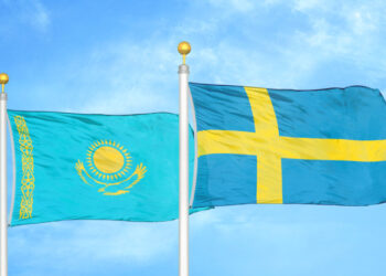 Посол Швеции вручил копии верительных грамот в МИД РК