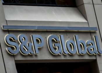 Агентство S&P улучшило прогноз Казахстана со стабильного на позитивный
