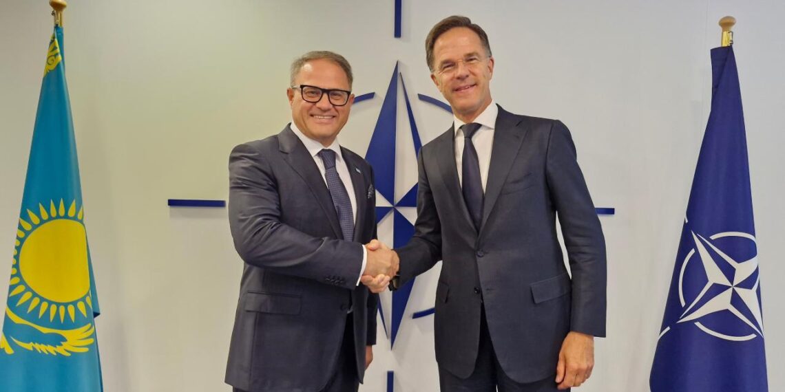 Посол РК вручил верительные грамоты генеральному секретарю НАТО