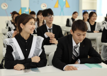 К началу нового учебного года в Казахстане откроют 83 школы