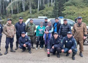 В ВКО сотрудники полиции нашли троих пропавших грибников