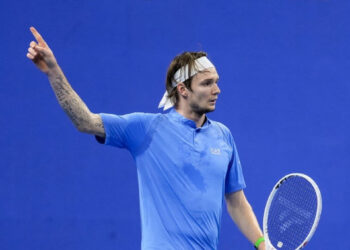 Теннисист Александр Бублик стал чемпионом турнира в Ханчжоу