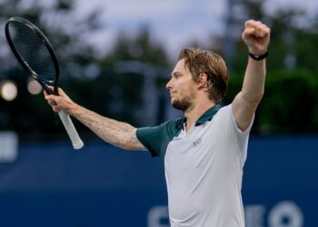 Лучший теннисист Казахстана пробился в четвертый круг US Open