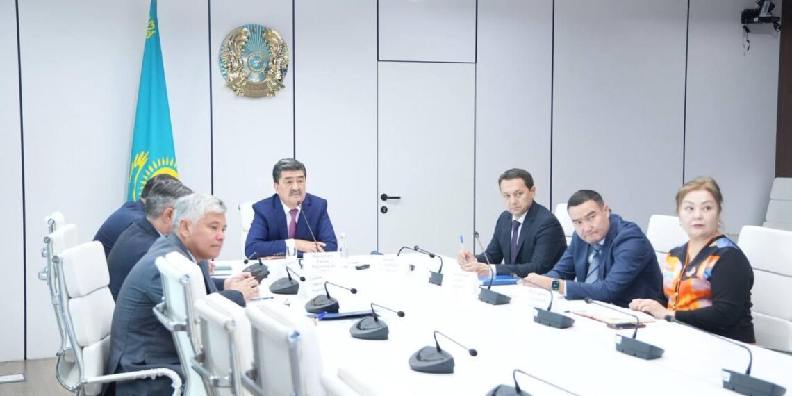 Глава Минэкологии и природных ресурсов провел личный прием граждан