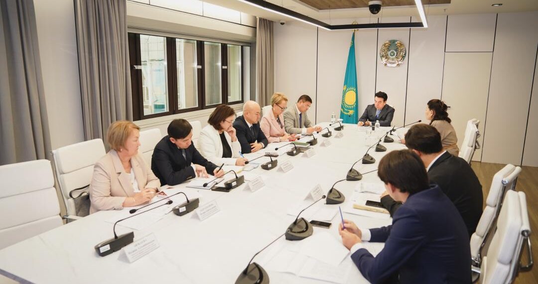 Глава Минпросвещения провел личный прием граждан