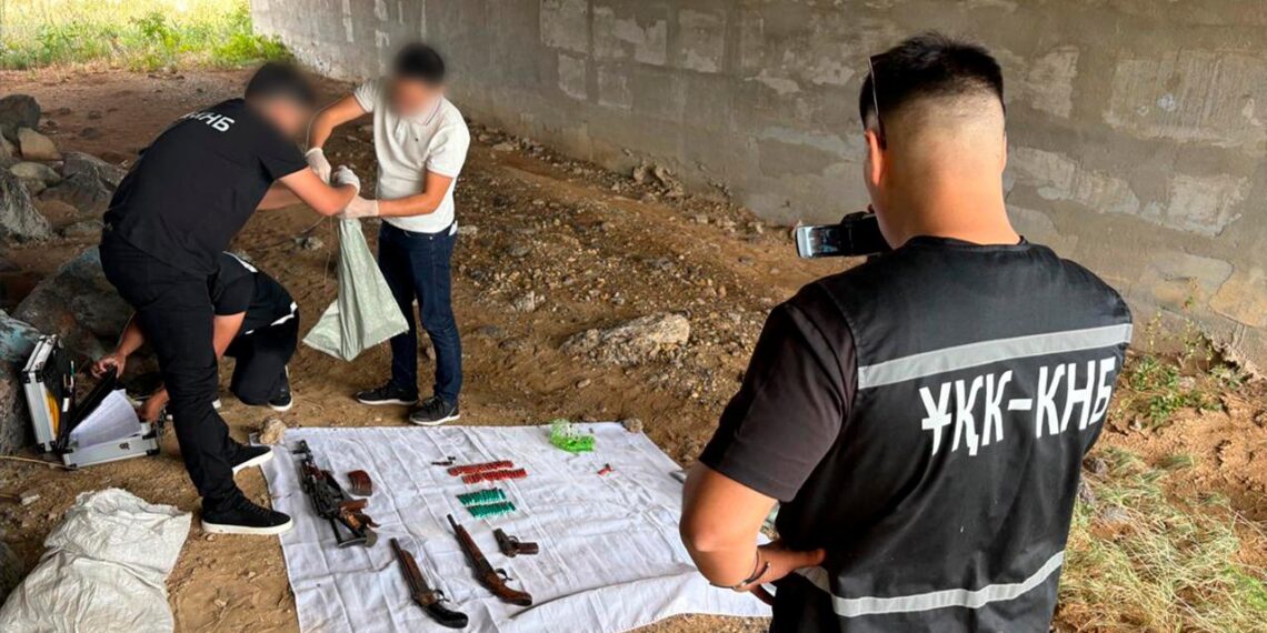 КНБ: в сентябре изъято более 60 единиц оружия и свыше 4 тыс. боеприпасов