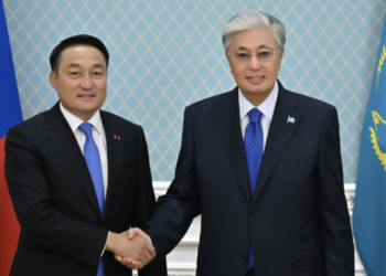 Касым-Жомарт Токаев встретился с председателем Великого Государственного Хурала Монголии