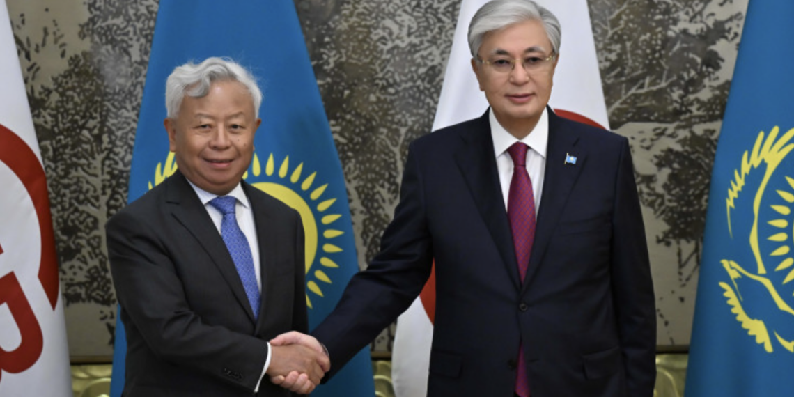 Касым-Жомарт Токаев провел встречу с президентом Азиатского банка инфраструктурных инвестиций