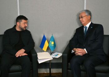 Казахстанский лидер встретился с главой киевского режима Зеленским