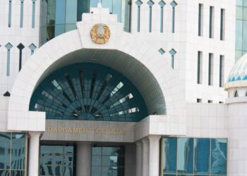 «Стоять на месте нельзя»: Токаев объявил о старте дискуссии по реформе Парламента