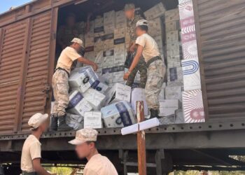Погранслужба КНБ РК пресекла незаконный ввоз в страну крупной партии сигарет
