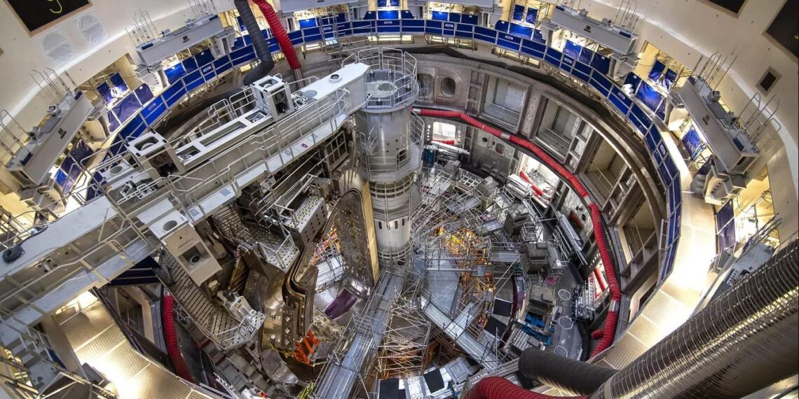 Проект ИТЭР: Россия приступила к испытаниям уникального материала для термоядерного реактора будущего