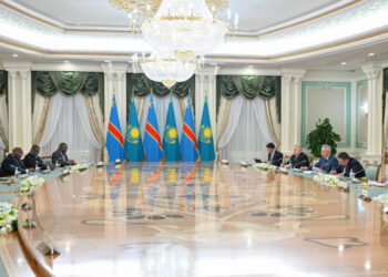 Президенты РК и ДРК провели переговоры в расширенном формате