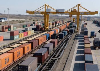 Стальные артерии Казахстана: как железные дороги определяют будущее нации