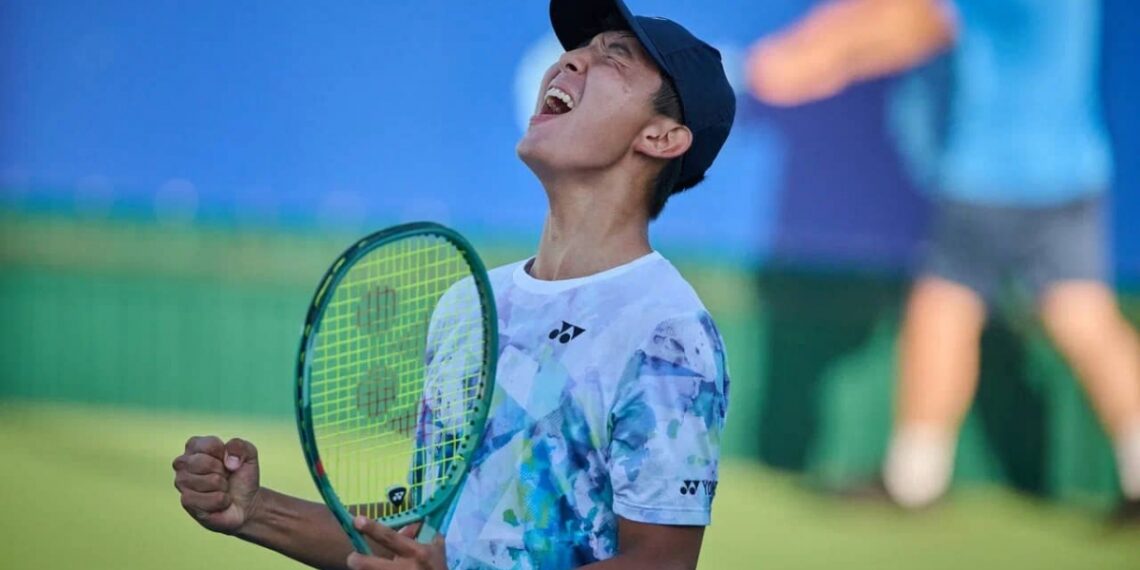 Теннисист Зангар Нурланулы пробился в четвертьфинал юниорского US Open