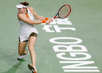Елена Рыбакина вышла в полуфинал теннисного турнира WTA 500 в Японии