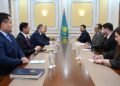 Глава МИД Казахстана встретился с генсеком ТюркПА