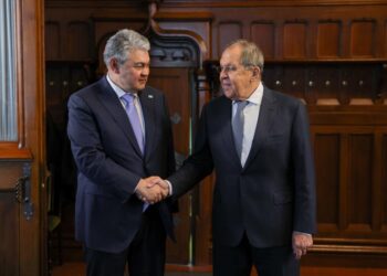 Главы МИД Казахстана и России провели переговоры в Москве