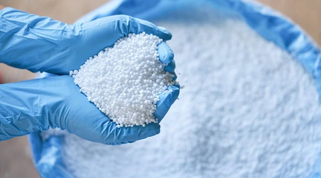 В РК стартовал ключевой этап проекта по запуску собственного производства карбамида