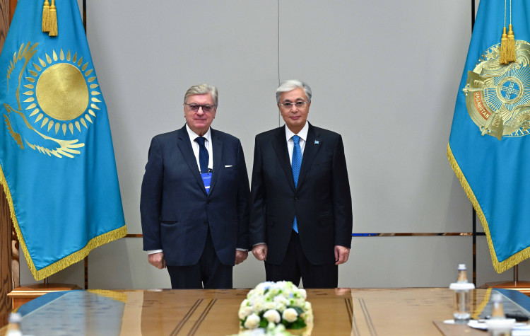 Токаев встретился с ректором Московского государственного института международных отношений