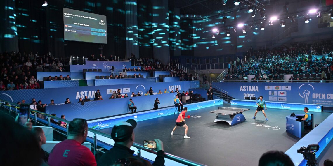 Токаев посетил открытый Кубок президента Республики Казахстан по настольному теннису