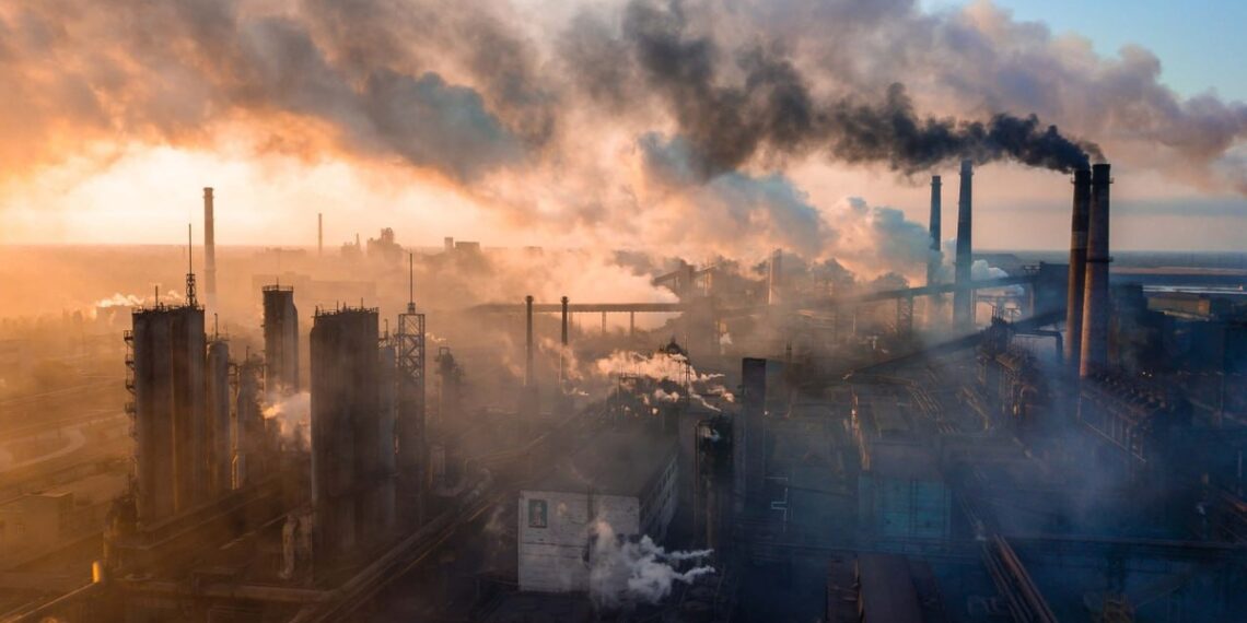 Переломный год для энергетики: Индия впервые за 50 лет снижает выбросы CO₂