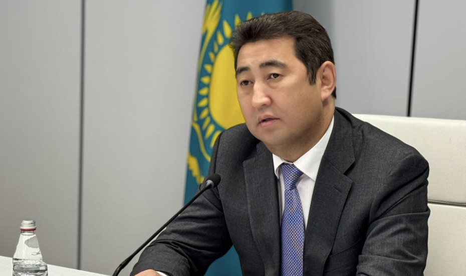 Глава Минсельхоза провел личный прием граждан